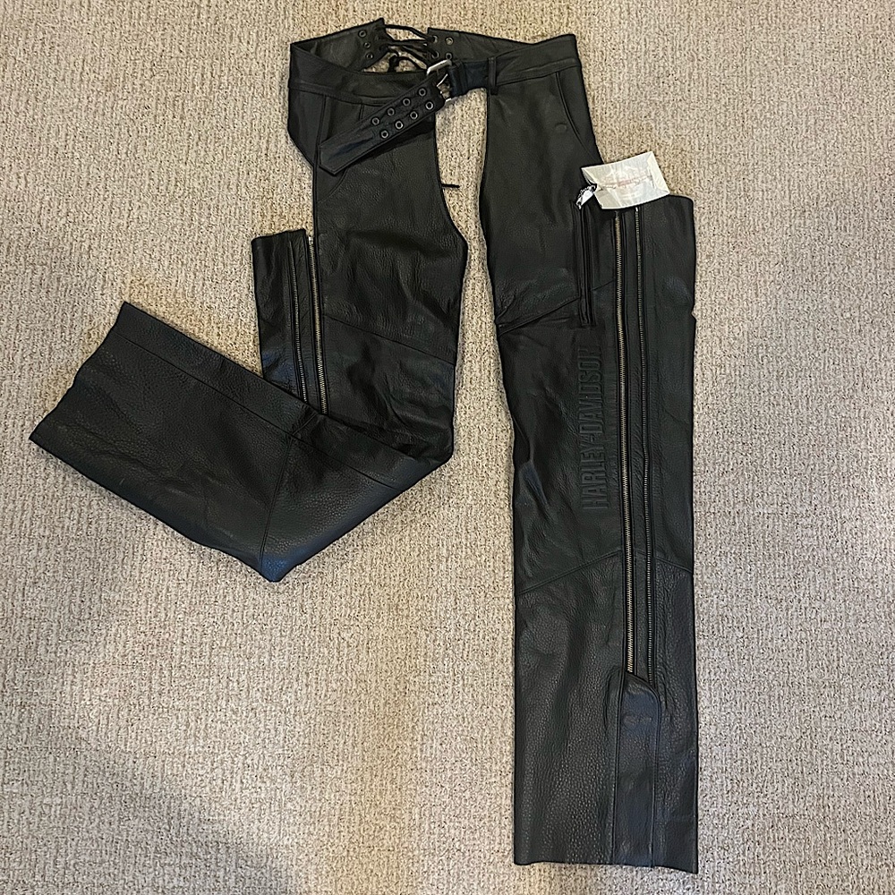 New With Tags Harley Davidson Black Leather Motorcycle Chaps Pants Large